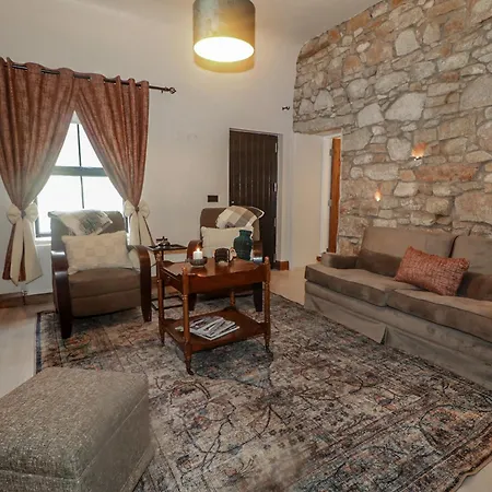 Hanowen House Dungloe